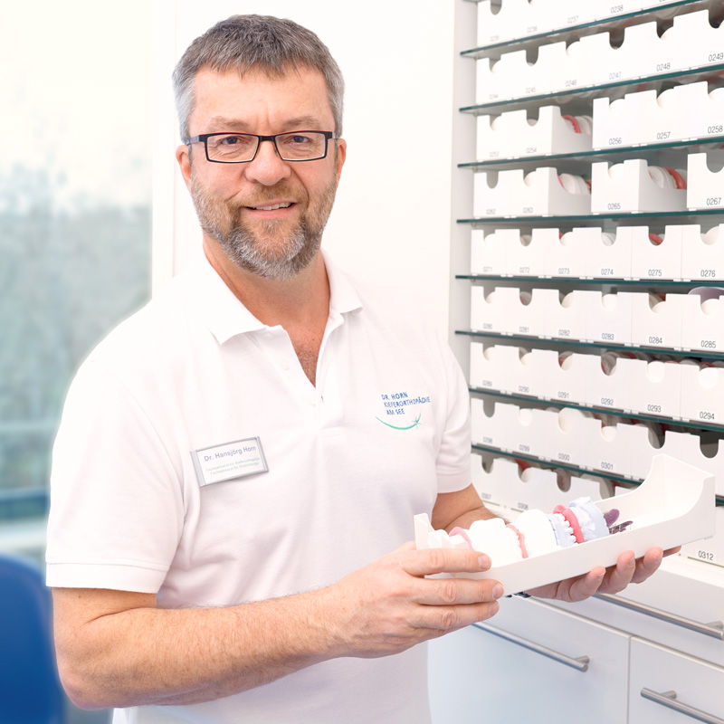 Dr. med. dent. Hansjörg Horn, Fachzahnarzt für Kieferorthopädie, Fachzahnarzt für Oralchirurgie